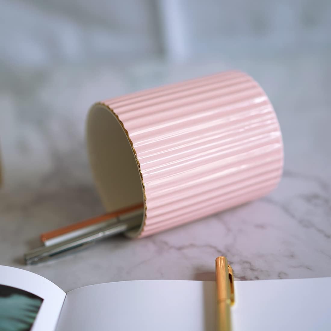 Desk Pen Holder, Ceramic Pen Holder, Desk Storage Box, Makeup Brush Holder (Pink)