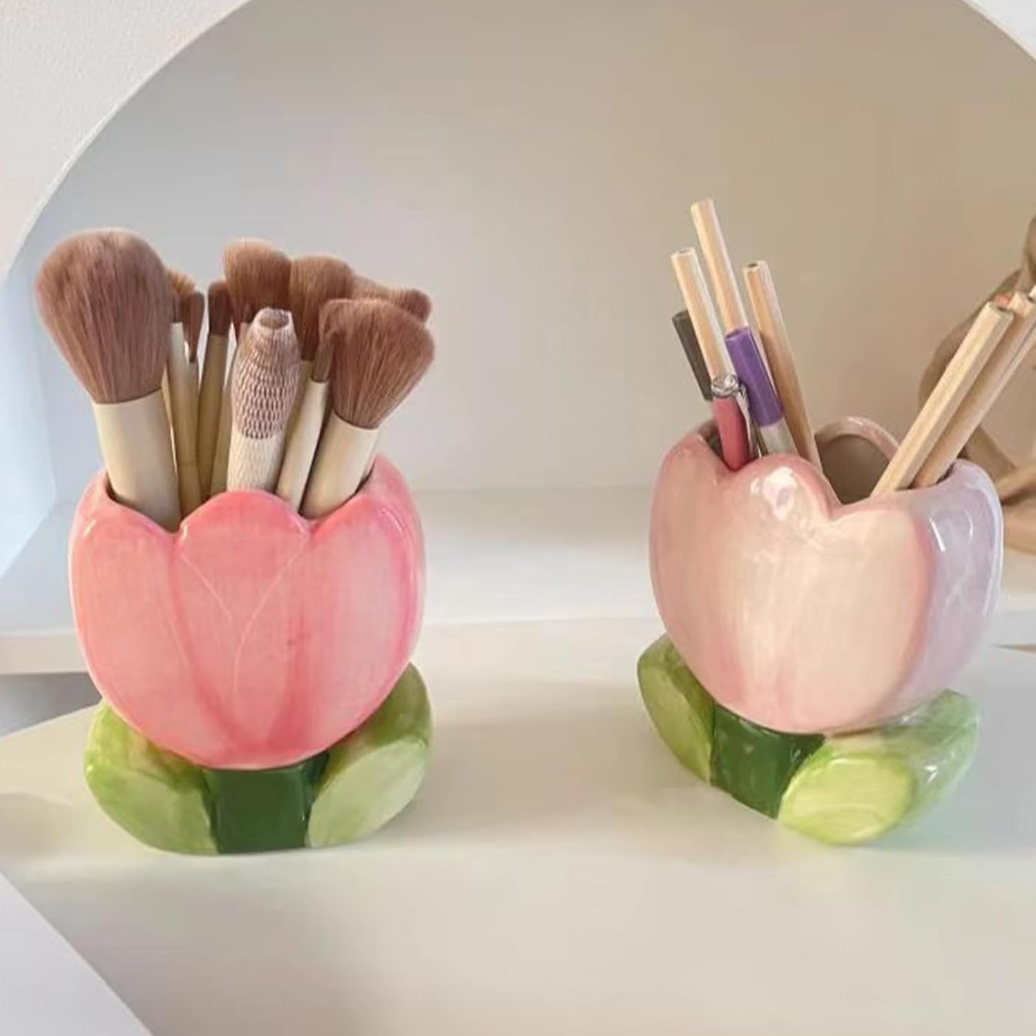 Desk accessories pen holder beautiful pink makeup brush holder pencil holder cute tulips home decoration women's birthday gift dressing table toothbrush holder cute kitchen utensil holder